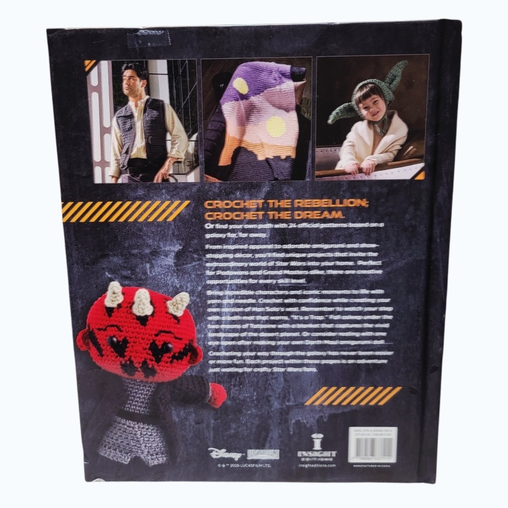 Star Wars The Official Crochet Pattern Book Leah Parker Hardcover Amigurumi - Picture 2 of 4